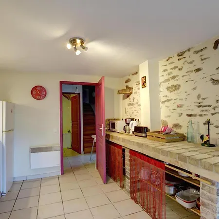 Semesterbostad Moderne Avec Patio Privatif, Proche Parc Du Pilat, Ideal Pour Activites Plein Air Et Detente - Fr-1-496-70 *