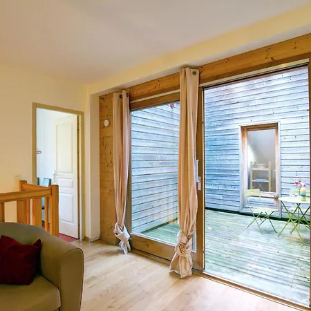 Moderne Avec Patio Privatif, Proche Parc Du Pilat, Ideal Pour Activites Plein Air Et Detente - Fr-1-496-70 *