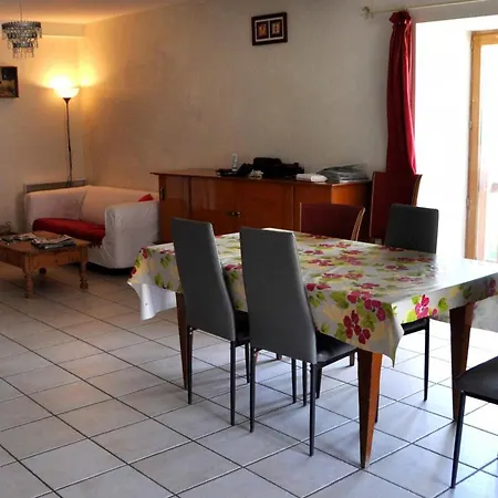 Moderne Avec Patio Privatif, Proche Parc Du Pilat, Ideal Pour Activites Plein Air Et Detente - Fr-1-496-70 *