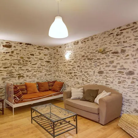 Hébergement de vacances La Terrasse-sur-dorlay, 3 Pièces, 5 Personnes - Fr-1-496-70